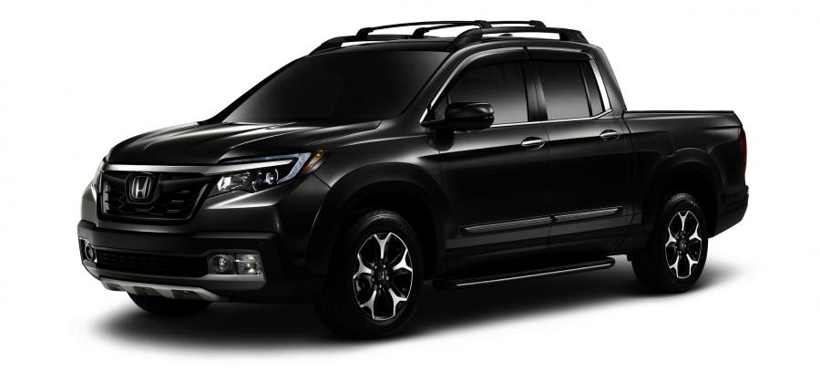 Honda Ridgeline with Honda Genuine Accessories '2016